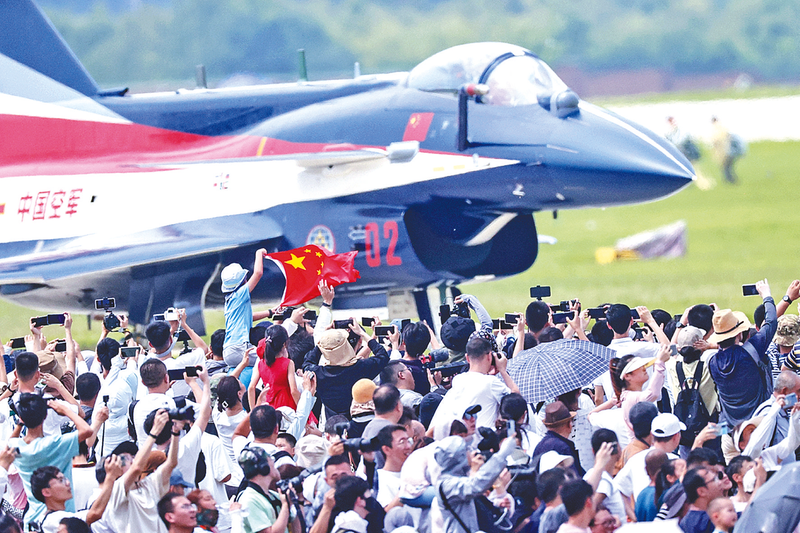 肏大屄视频免费长春航空展迎来首个公众日